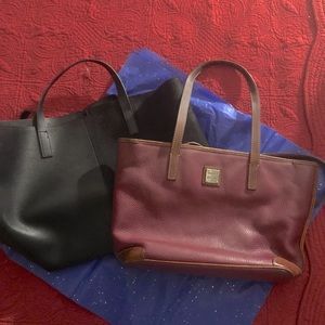 Lot of 2 🥳🥳 2 Tote bundle 🎉🎉Dooney and Donna Karen